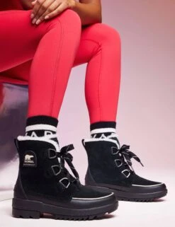 Sorel Torino II Parc Shearling Waterproof Winter Bootie - Black 11 Sorel Torino II Parc Shearling Waterproof Winter Bootie - Black -The Sports Edit 311023 TSE EDITORIAL 0240