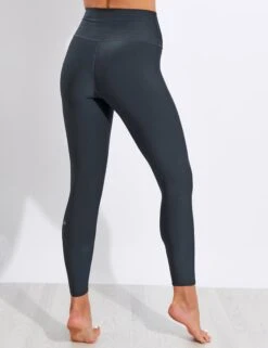 7/8 High Waisted Airlift Legging - Anthracite 8 7/8 High Waisted Airlift Legging - Anthracite -The Sports Edit ALO 0010