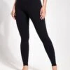 High Waisted Airbrush Legging - Black -The Sports Edit ALO high waist airbrush legging black 0002