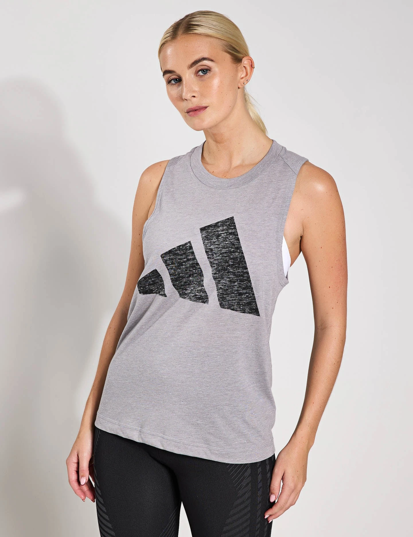 ADIDAS Essentials Winners Tank Top - Solid Grey/Black 6 ADIDAS Essentials Winners Tank Top - Solid Grey/Black - Image 4