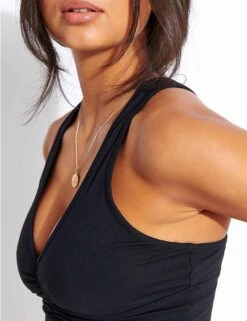 Wild Thing Bra - Black -The Sports Edit Alo Yoga WILD THING BRA W9327R BLACK 0004