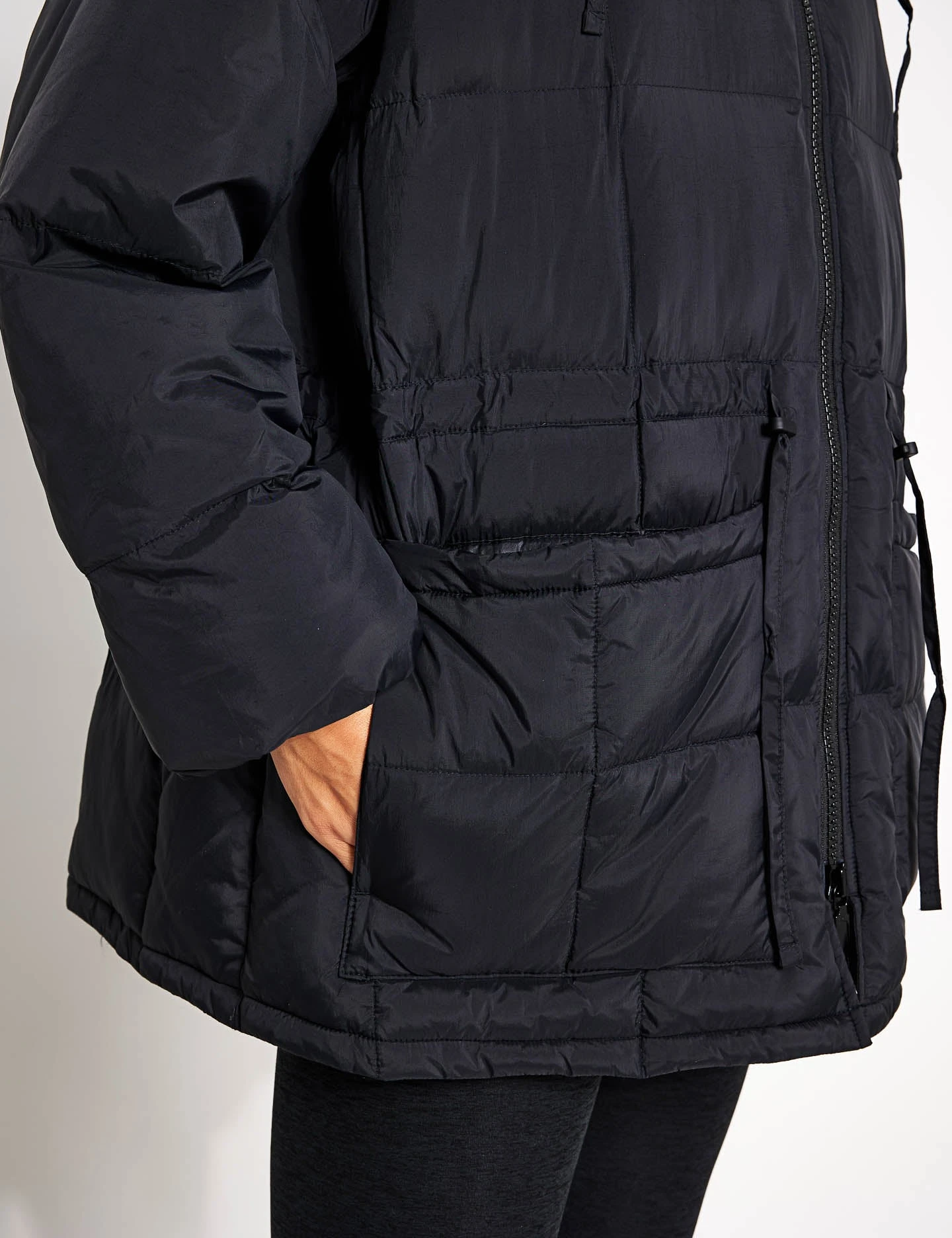 Beyond Yoga Puffer Jacket - Black 6 Beyond Yoga Puffer Jacket - Black - Image 4