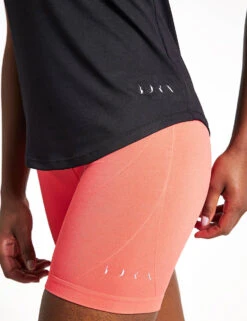 Born Daila Tank - Black 8 Born Daila Tank - Black -The Sports Edit BORN Daila Tank Top P22CS21 C BLA Black 0014