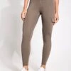 Born Cargo Legging - Walnut 2 Born Cargo Legging - Walnut -The Sports Edit BORN Legging Cargo Walnut O22CS91 L WAWalnut Walnut 0004