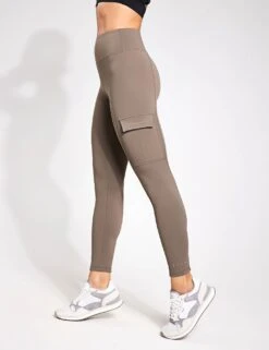 Born Cargo Legging - Walnut -The Sports Edit BORN Legging Cargo Walnut O22CS91 L WAWalnut Walnut 0008 4fdf0d2c af8f 46a9 b1c0 6e4c9071f733