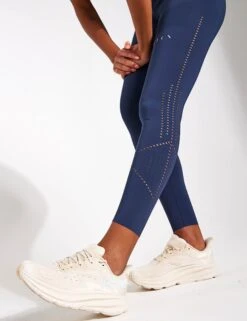 Born Saril Legging - Sailor Blue -The Sports Edit BORN Saril Perf Legging O22CS41 L Sailor Blue 0004