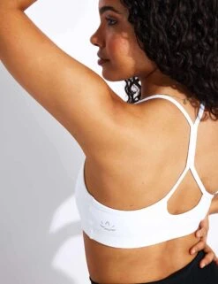 Beyond Yoga Spacedye Slim Racerback Bra - Cloud White -The Sports Edit Beyond Yoga CF Spacedye Slim Racerback Bra SD8255 Cloud White 0031