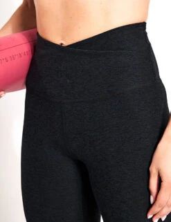 Beyond Yoga Spacedye At Your Leisure High Waisted Midi Legging - Darkest Night -The Sports Edit Beyond Yoga Spacedye Lift Your Spirits Bra SD8002 WHIS 0023