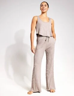 Beyond Yoga Well Traveled Tank - Birch 9 Beyond Yoga Well Traveled Tank - Birch -The Sports Edit Beyond Yoga WELL TRAVELED TANK NK4683LIG BIRCH 0009