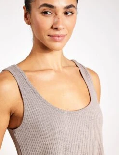 Beyond Yoga Well Traveled Tank - Birch 8 Beyond Yoga Well Traveled Tank - Birch -The Sports Edit Beyond Yoga WELL TRAVELED TANK NK4683LIG BIRCH 0026