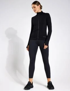 Born India Jacket - Black 9 Born India Jacket - Black -The Sports Edit Born India Seamless Jacket O22SM1 Black 0006