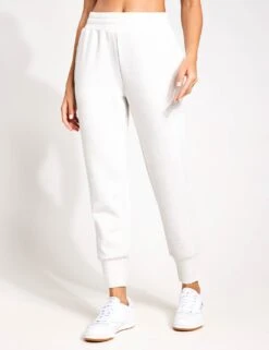 Varley The Doublesoft Set - Ivory Marl -The Sports Edit Bundle 09 Varley Hawley Half Zip Sweat Ivory Marl Varley The Slim Cuff Pant Ivory Marl 0047 f04a9056 3fe3 4608 bf6b d0db65cc0e9f