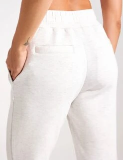 Varley The Doublesoft Set - Ivory Marl -The Sports Edit Bundle 09 Varley Hawley Half Zip Sweat Ivory Marl Varley The Slim Cuff Pant Ivory Marl 0055 3a46c595 1dab 4460 a0af e02fba3c3ff7