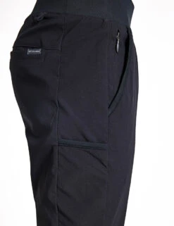 Columbia Leslie Falls Trousers - Black 8 Columbia Leslie Falls Trousers - Black -The Sports Edit Columbia Leslie Falls Pant Black 2033442010 BLACK 0003