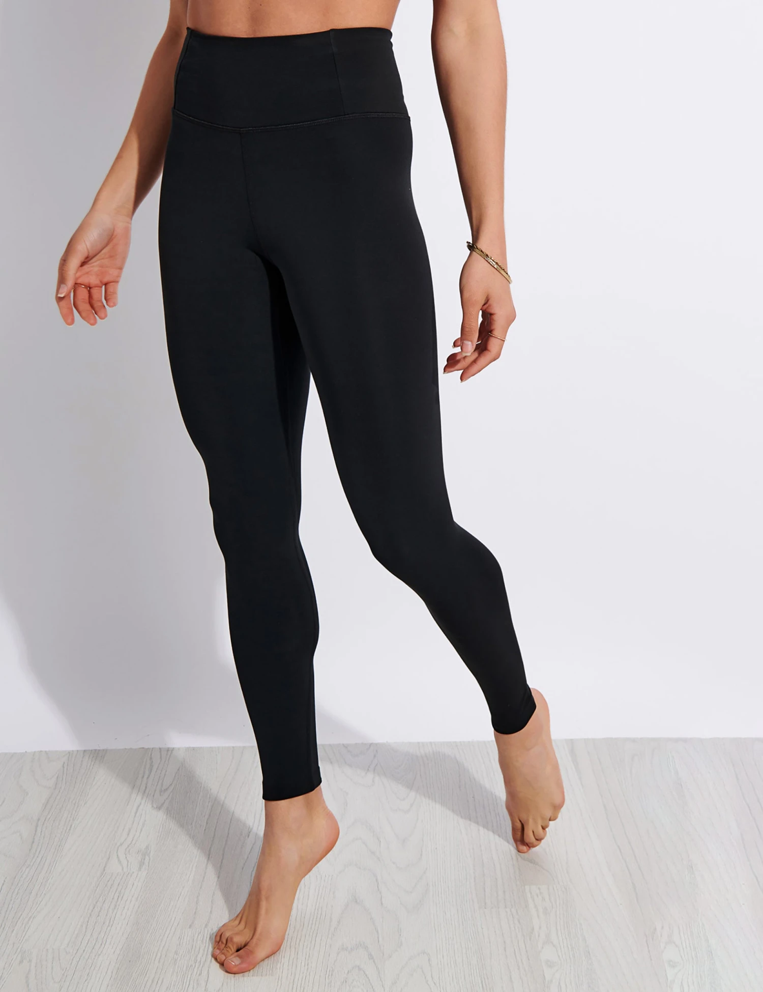 FLOAT High Waisted Legging - Black 3 FLOAT High Waisted Legging - Black
