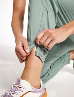 Summit Track Pant - Chinoiserie -The Sports Edit Girlfriend Collective Summit Track Pant 6011 HG Chinoiserie hg 0003