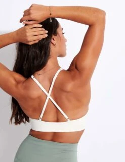 Topanga Bra - Ivory 13 Topanga Bra - Ivory -The Sports Edit Girlfriend Collective Topanga Bra 53945 SW Ivory 0014