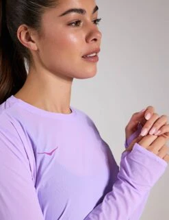Hoka Airolite Run Long Sleeve - Aster Flower 10 Hoka Airolite Run Long Sleeve - Aster Flower -The Sports Edit Hoka Airolite Run Long Sleeve Aster Flower 1151083 ARFS 0030