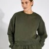 Becca Cropped Sweater - Olivine 2 Becca Cropped Sweater - Olivine -The Sports Edit Lilybod Becca Cropped Fleece Crew LT66 OLV Olivine 0005