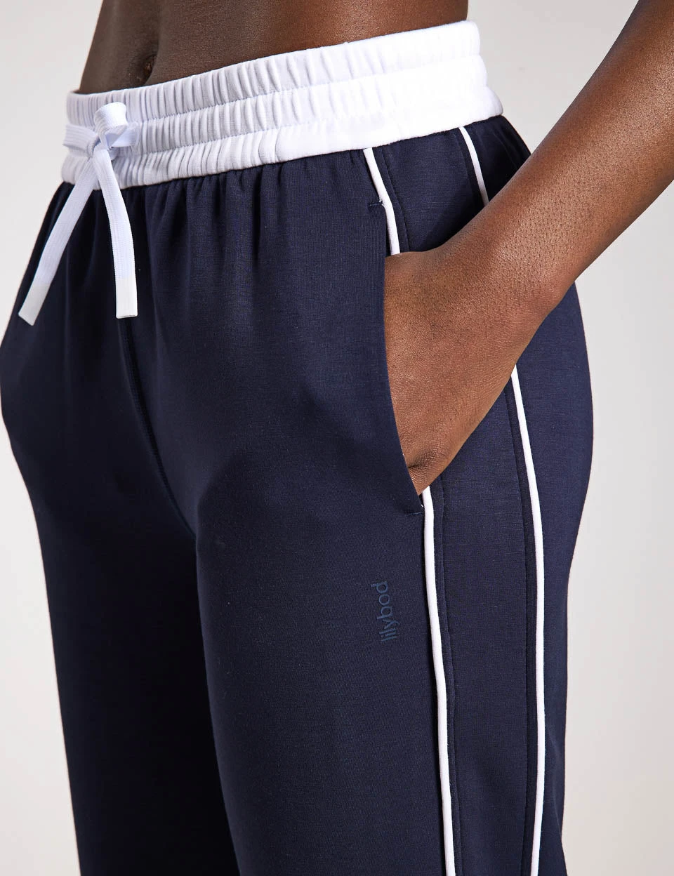 The Rihanna Set - Navy Blue/White Piping 10 The Rihanna Set - Navy Blue/White Piping - Image 8