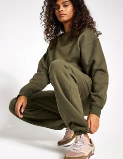 Lucy Track Pants - Olivine -The Sports Edit Lilybod Lucy Oversized Fleece Track Pant LL89 OLV Olivine 0007