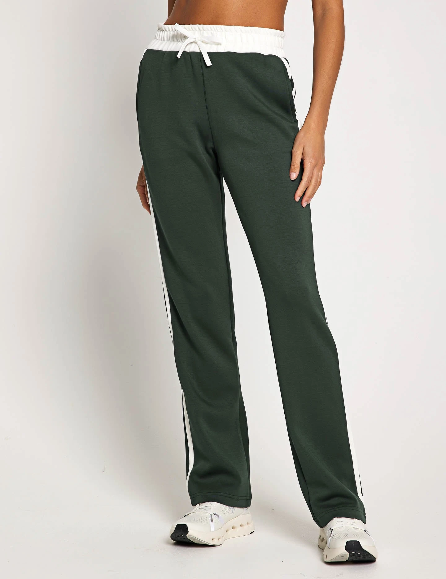 Nikki Wide Leg Jogger - Deep Green 3 Nikki Wide Leg Jogger - Deep Green
