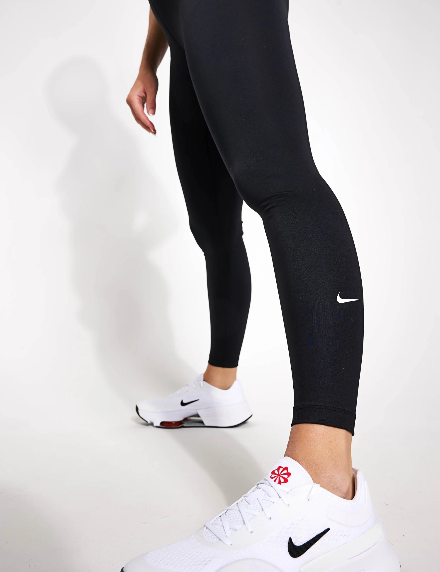 Nike One High-Rise Leggings - Black/White 8 Nike One High-Rise Leggings - Black/White - Image 6