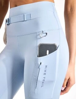 Nike Go Trail High Waisted 7/8 Leggings - Light Armory Blue/Light Orewood Brown/Khaki 12 Nike Go Trail High Waisted 7/8 Leggings - Light Armory Blue/Light Orewood Brown/Khaki -The Sports Edit Nike go trail hw 7 8 leggings blue brown khaki fn2664 440 FN2664 440S 0561