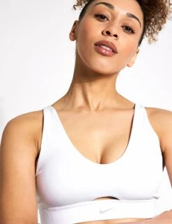 Nike Indy Plunge Cutout Sports Bra - White/Photon Dust 9 Nike Indy Plunge Cutout Sports Bra - White/Photon Dust -The Sports Edit Nike indy plunge cutout sports bra white photon dv9837 100 DV9837 100 S 0022