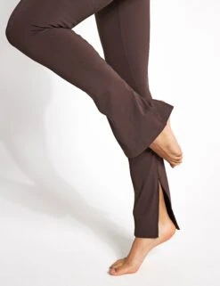 Nike One High Waisted Split-Hem Leggings - Baroque Brown -The Sports Edit Nike nike one hw split hem leggings brown fn4148 237 0021