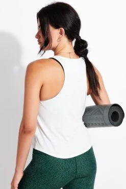 Early Riser Tank - White -The Sports Edit Nimble Early Riser Tank 101727 White 0016