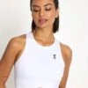 On Running Court Crop Top - White 1 On Running Court Crop Top - White -The Sports Edit ON Running Court Crop Top 1WF11270069S White 0002