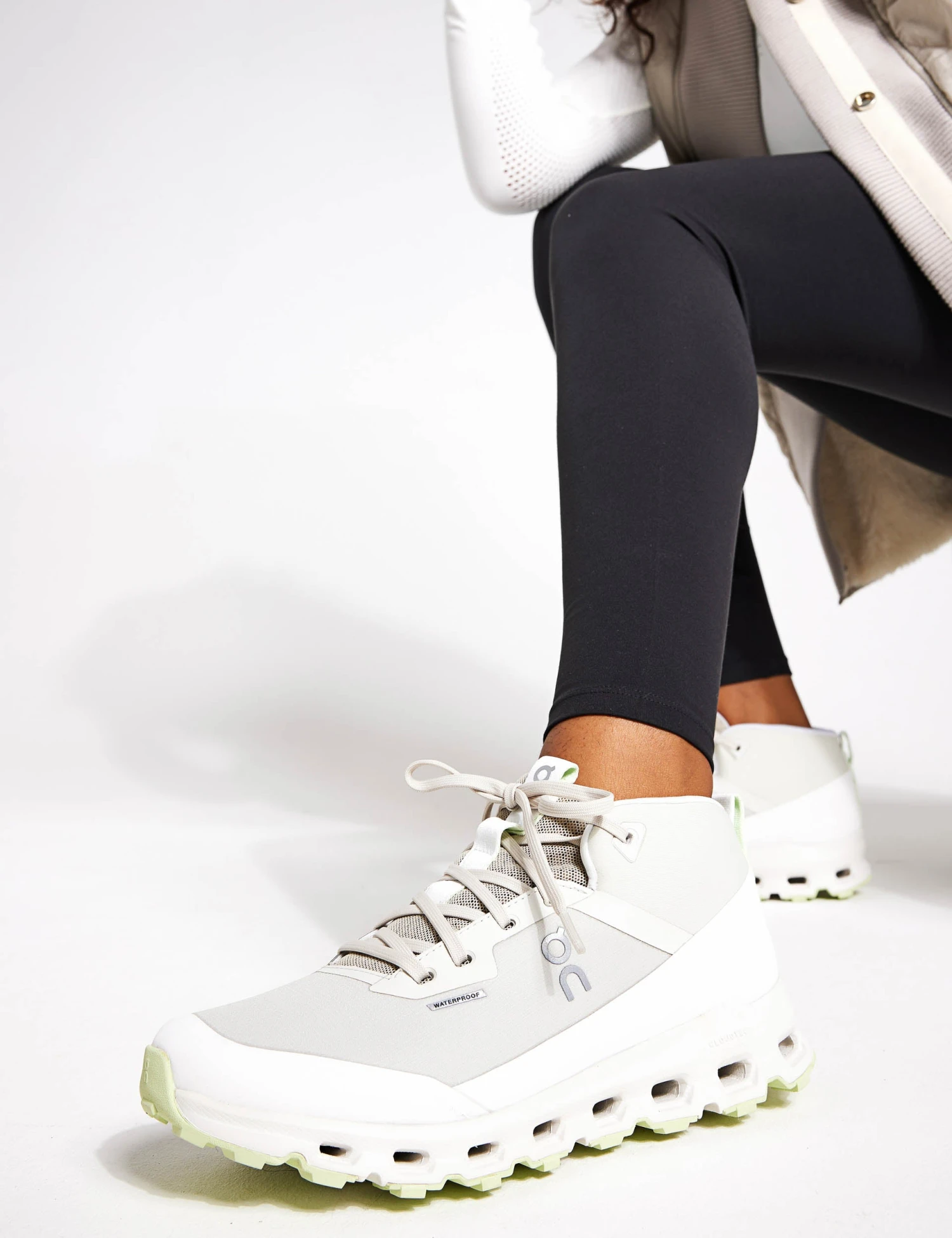 On Running Cloudroam Waterproof - Ice/Limelight 7 On Running Cloudroam Waterproof - Ice/Limelight - Image 5