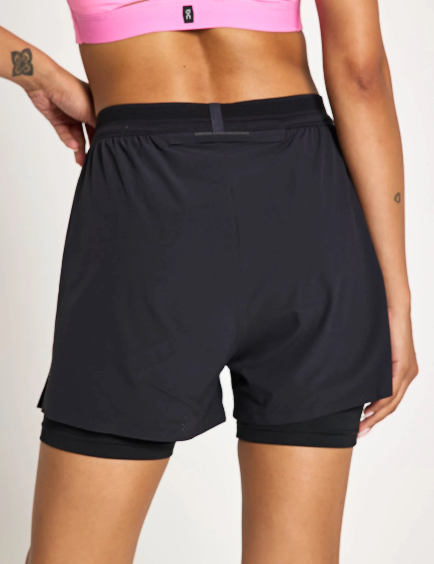 On Running 3" Performance 2-in-1 Shorts - Black 4 On Running 3" Performance 2-in-1 Shorts - Black - Image 2