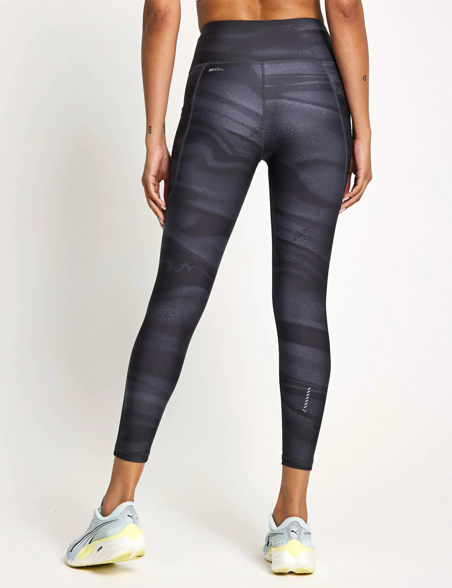 Puma Run Velocity Print Tights - Black 4 Puma Run Velocity Print Tights - Black - Image 2