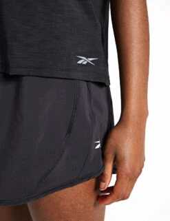 Reebok Chill Athletic T-Shirt - Black -The Sports Edit Reebok Chill Athletic T Shirt 100075357 BLACK Black 0025