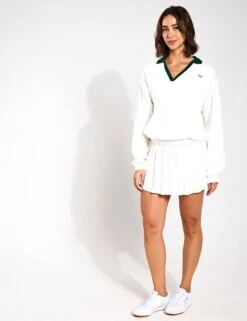 Reebok Classics Retro Court Coverup - Chalk -The Sports Edit Reebok Layer Classics Retro Court Coverup Chalk 0015