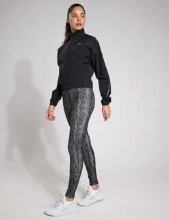 Reebok Speed Jacket - Black 11 Reebok Speed Jacket - Black -The Sports Edit Reebok Speed Jacket Black 100205704 S0002