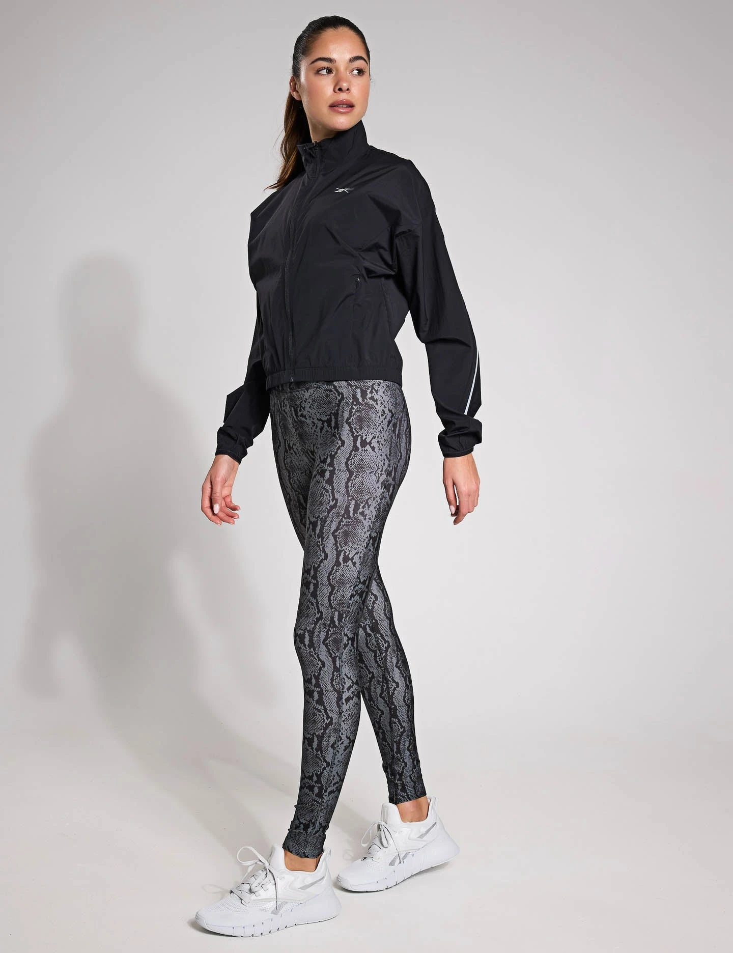 Reebok Speed Jacket - Black 6 Reebok Speed Jacket - Black - Image 4