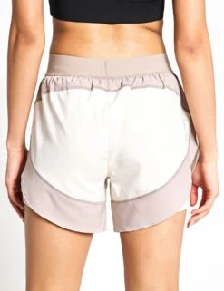 Reebok Running 2-in-1 Short - Bone 7 Reebok Running 2-in-1 Short - Bone -The Sports Edit Reebok running 2 in 1 short bone 100076065BONES 0029