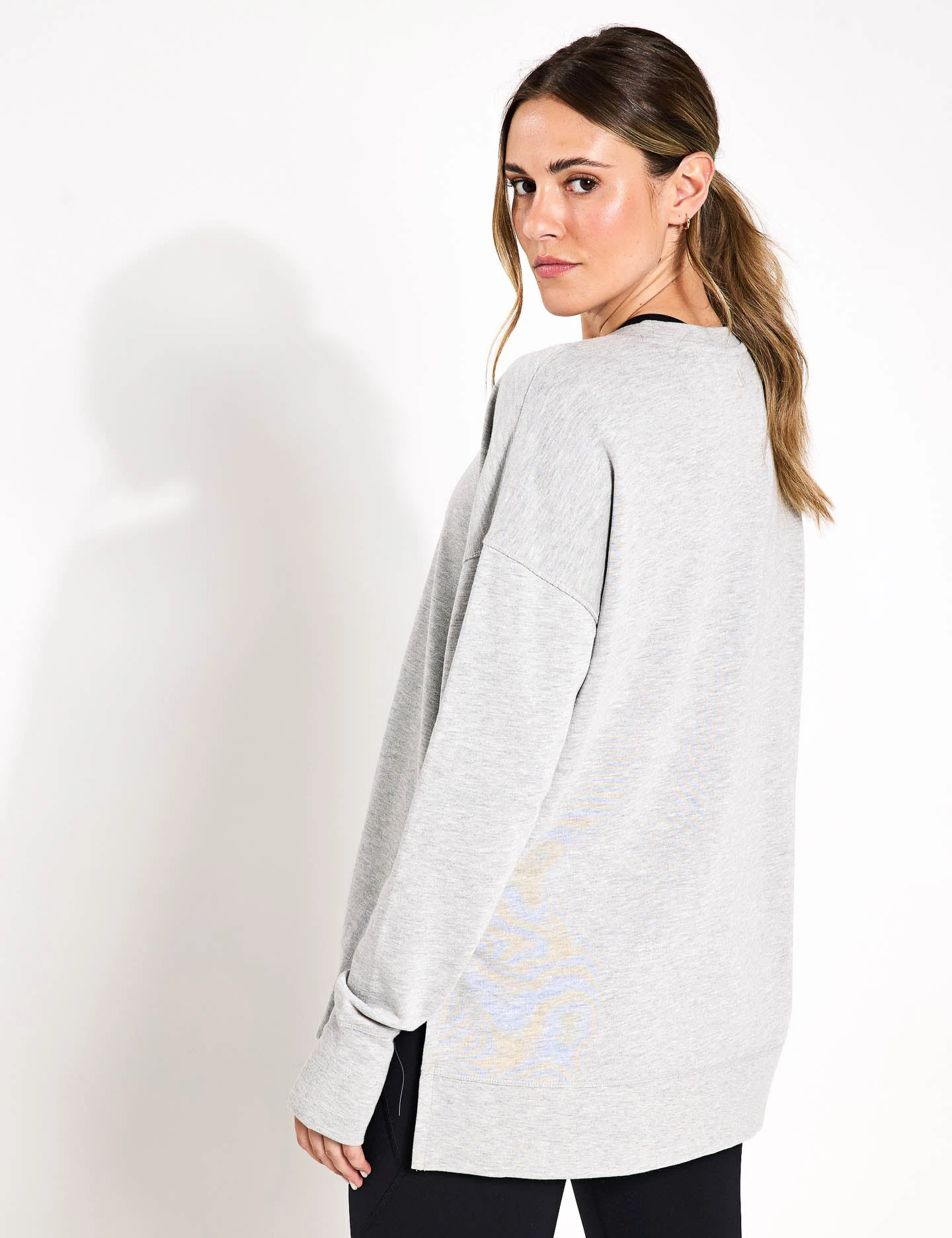 Sweaty Betty After Class Longline Sweatshirt - Light Grey Marl 4 Sweaty Betty After Class Longline Sweatshirt - Light Grey Marl - Image 2