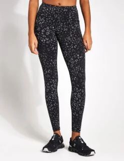 Sweaty Betty Power Gym Leggings - Black Reflective Leopard Print -The Sports Edit Sweaty Betty Power Gym Leggings SB5400RS Reflective Leopard 0002