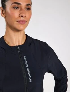 Under Armour OutRun The Storm Jacket - Black/Reflective -The Sports Edit Under Armour OutRun The Storm Jacket Black Reflective 1377043 002S 0028