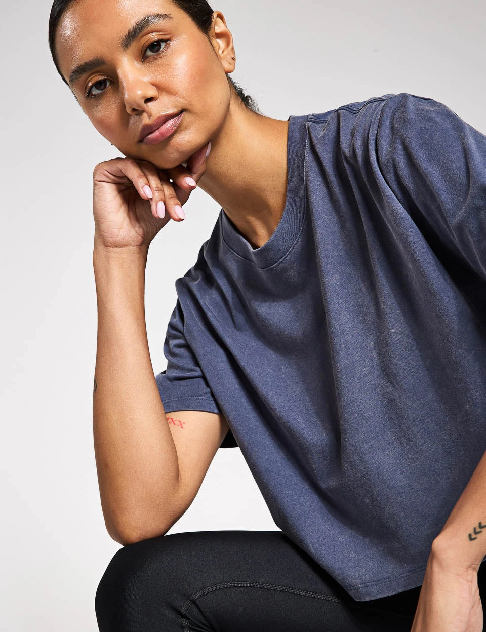 Under Armour Rival Wash Short Sleeve - Downpour Grey/Black 5 Under Armour Rival Wash Short Sleeve - Downpour Grey/Black - Image 3