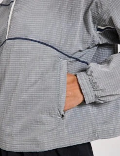 Under Armour Run 96 Jacket - White Quartz/Downpour Grey -The Sports Edit Under Armour Run 96 Jacket White Quartz Downpour Grey 1389567 114S 0026