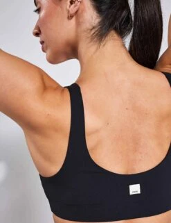 Vuori Daily Bra - Black -The Sports Edit VUORI DAILY BRA VW158 BLK BLACK 0028