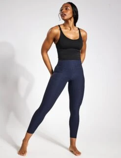 Vuori Halo Performance Crop - Black 9 Vuori Halo Performance Crop - Black -The Sports Edit VUORI HALO PERFORMANCE CROP VW1005 HBK BLACK HEATHER 0002
