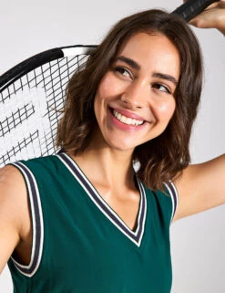 Varley Amanda Court Dress 31.5" - Forest/Blue Nights 10 Varley Amanda Court Dress 31.5" - Forest/Blue Nights -The Sports Edit Varley Dress Amanda Court Dress 31 5 Forest Blue Nights 0022