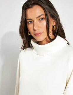 Varley Freya Sweat - Egret -The Sports Edit Varley FREYA SWEAT VAR01168 egret 0025