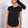 Varley Jade Seamless Tee - Black 1 Varley Jade Seamless Tee - Black -The Sports Edit Varley JADE SEAMLESS TEE VAR01334 Black 0001